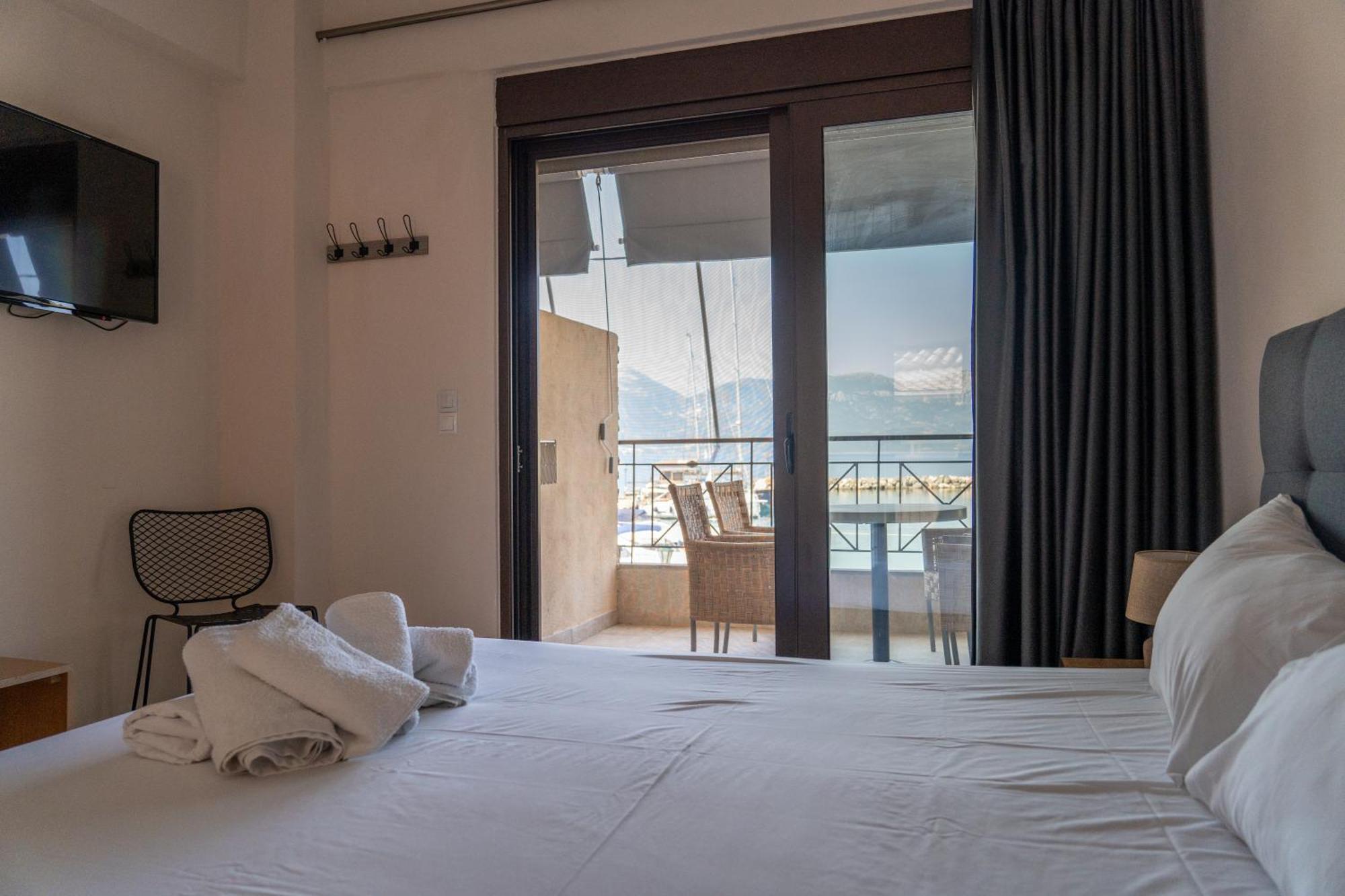 Prego Living Apartments Vathi  Esterno foto