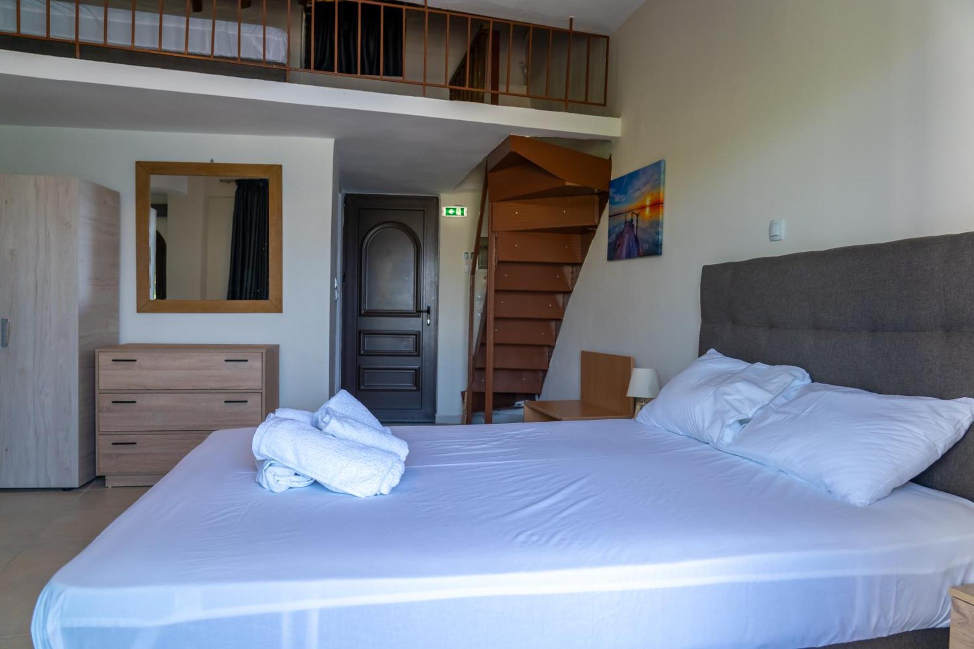 Prego Living Apartments Vathi  Esterno foto