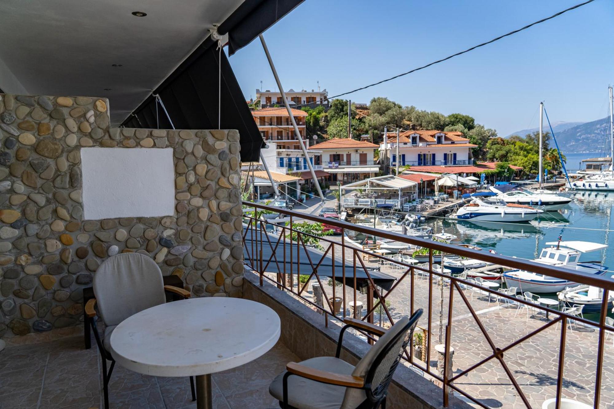 Prego Living Apartments Vathi  Esterno foto
